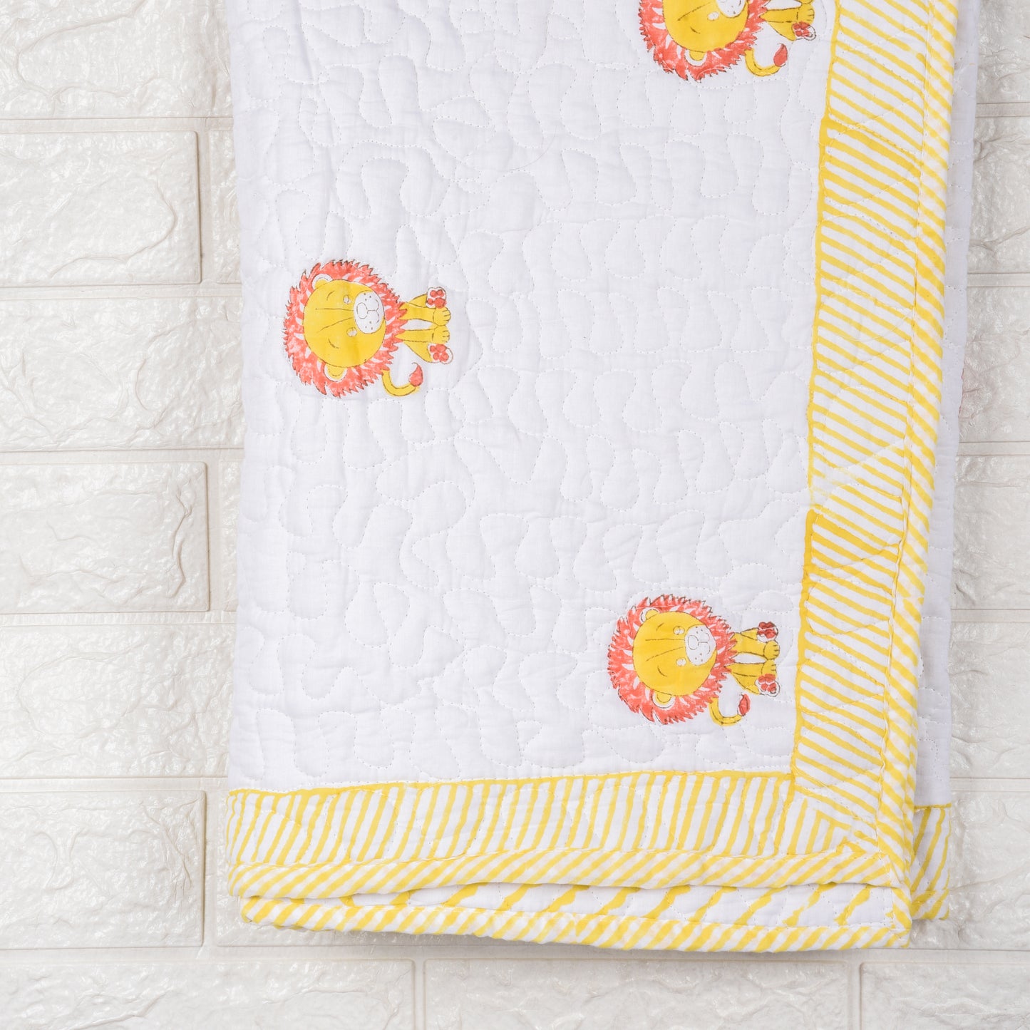 Hand Block Printed Cotton Baby Quilted blanket (light Rajai) – Quilted, 60x40 inches (100x150 cm) Yellow Lion